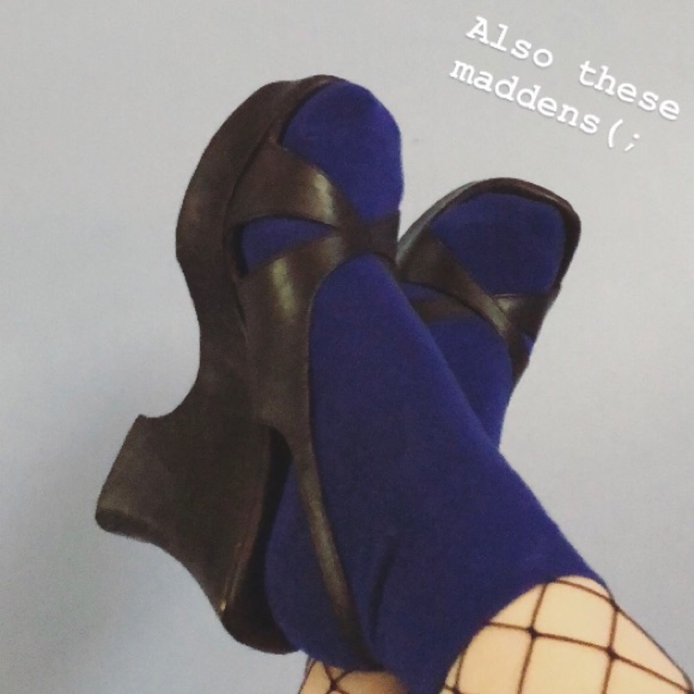 ~vintage funky black Steve Madden wood heels~ 8.5